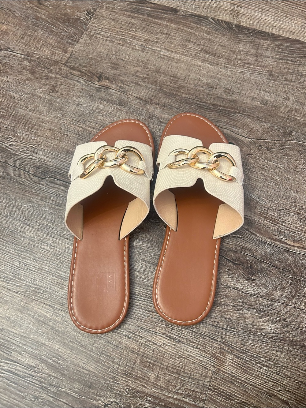 SHEIN Cream Slide Sandals with Gold Chain Accent